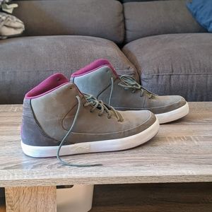 Air Jordan Grown v.9 Cargo Khaki / Mulberry-Velvet